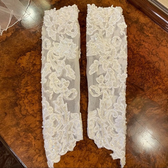 MORI LEE BALL GOWN SATIN WEDDING DRESS SIZE 6 - Picture 12 of 14